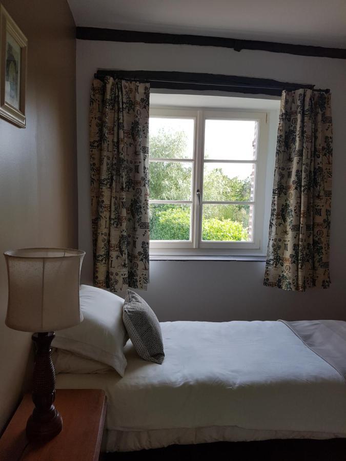 Les 7 tilleuls - Gîte Mesland Extérieur photo