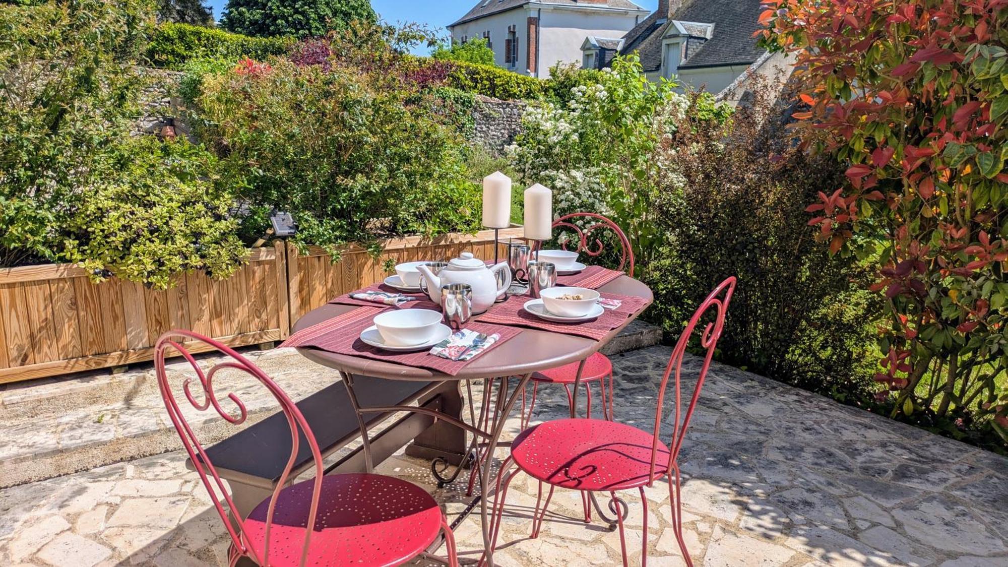 Les 7 tilleuls - Gîte Mesland Extérieur photo